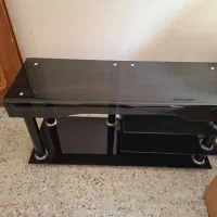 میز تلوزیون شیشه ای