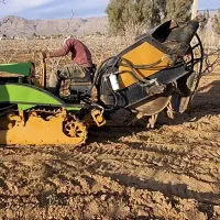 ترنچر کانال کن ، چالکود کود زیرسطحی ، بیل مکانیکی|خدمات باغبانی و درختکاری|یزد, |دیوار