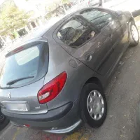 ۲۰۶ مدل ۸۹ تمیز در حد