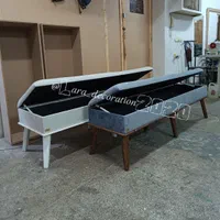 نیمکت پاف پایه چوبی کد 591