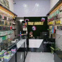 فروشگاه لوازم جانبی تک به قیمت عمده نبش باهنر 21