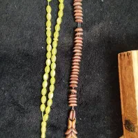 دو عدد تسبیح