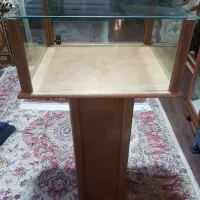 ویترین چوب گردو