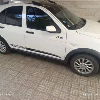 کوییک R سفید مشکی 1400