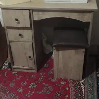 چرخ خیاطی.|چرخ خیاطی و ریسندگی|شیراز, پشم شیشه|دیوار