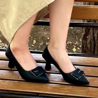 مجلسی زنانه مربعه ای