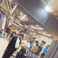استخدام فروشنده باتجریه و کمک دست وسط کار