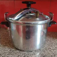 زود پز  ۱۰  لیتری