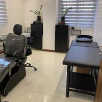 اجاره لاین و صندلی در سالن زیبایی خانه اصفهان|اجارهٔ دفتر کار، اتاق اداری، مطب|اصفهان, خانه اصفهان|دیوار