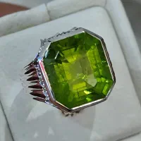 انگشتر فاخر زبرجد