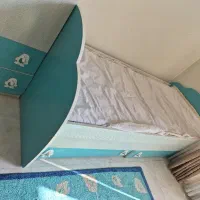 تخت و کمد و ویترین با رنگ آبی|تخت و سرویس خواب|اصفهان, کوجان|دیوار