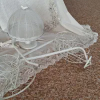 استند دوچرخه و ظرف کیک مناسب یلدا