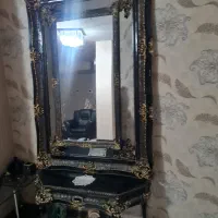آینه کنسول تمیز و سالم و مرتب مناسب پذیرایی|بوفه، ویترین، کنسول|تهران, شهرک چیتگر|دیوار