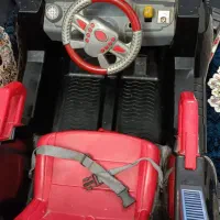 ماشین شارژی|اسباب‌بازی بچه|قم, وادی السلام|دیوار