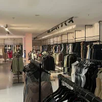 فروشنده مزون