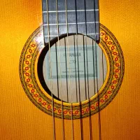 گیتار یاماها c70 + یه گیتار دست ساز رایگان|گیتار، بیس، امپلیفایر|تهران, حر|دیوار