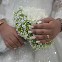 باکس گل و پول هدیه‌ای شیک، خاص و کاملاً سفارشی|گل مصنوعی|یزد, |دیوار