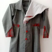 لباس ها در حد نو|لباس|تربتحیدریه, منظر|دیوار