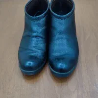 فروش پوتین چرم در حد نو