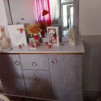 میز تیوی و آینه کنسول