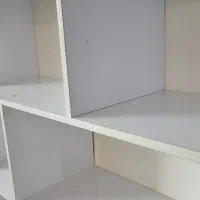 یک عدد قفسه کتابخانه ام دی اف
