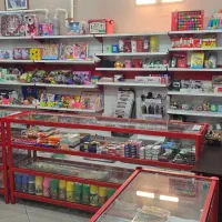 ویترین و قفسه
