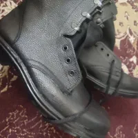 پوتین سربازی نو تبل و مینی فوتبال دستی|حراج|فسا, |دیوار
