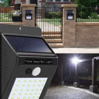 چراغ خورشیدی دیواری