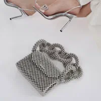 مروارید دوزی|کیف، کفش، کمربند|اردبیل, |دیوار