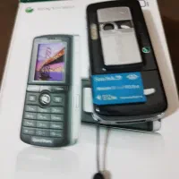 گوشی سونی اریکسون درحدنوبالوازم کامل