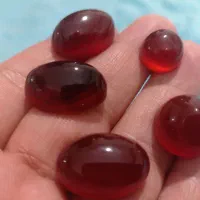 عقیق های سرخ