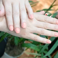 نیازمند مدل ناخن|خدمات آرایشگری و زیبایی|رشت, پیرسرا|دیوار