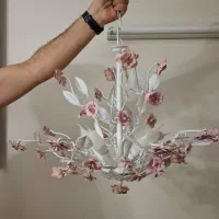 ست ساعت و دو عدد لوستر نو نو