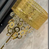 آباژور ایستاده