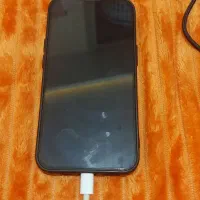 اپل iPhone 13 با حافظهٔ ۱۲۸ گیگابایت