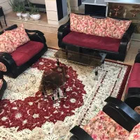 مبلمان راحتی ۹ نفره همراه ۳تا عسلی و جلومبلی