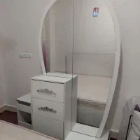 کمد و میز آرایشی