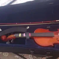 ویلون نو|ویولن|قدس, شهرقدس|دیوار