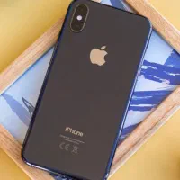 ایفون xs