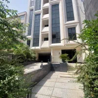 ۱۷۰ متر همکف / موقعیت اداری ونک