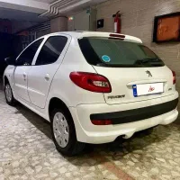 ۲۰۷ مدل ۴۰۲ بیرنگ و ضربه کم کار