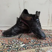 کفش فوتسال