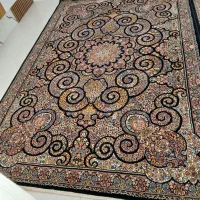 فرش ۷۰۰ شانه در حد نو