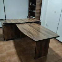 کمد و میز مدیریتی کاملا سالم