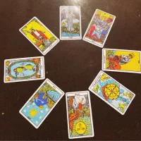 فال تاروت و انرژی خوانی