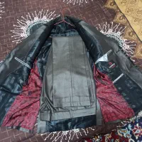 کت وشلوار|لباس|طبس, |دیوار