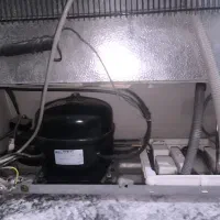 یخچال فیریزر وموتورکاملا سالم