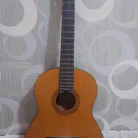 گیتار یاماها cs40