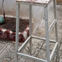 چهار پایه آهنی|صندلی و نیمکت|تبریز, |دیوار