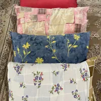 بالش پر محلی